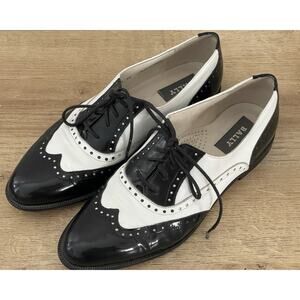 BALLY Women's Vintage Spectator Oxford Wingtip Black White Tuxedo Marcel Sz 5.5